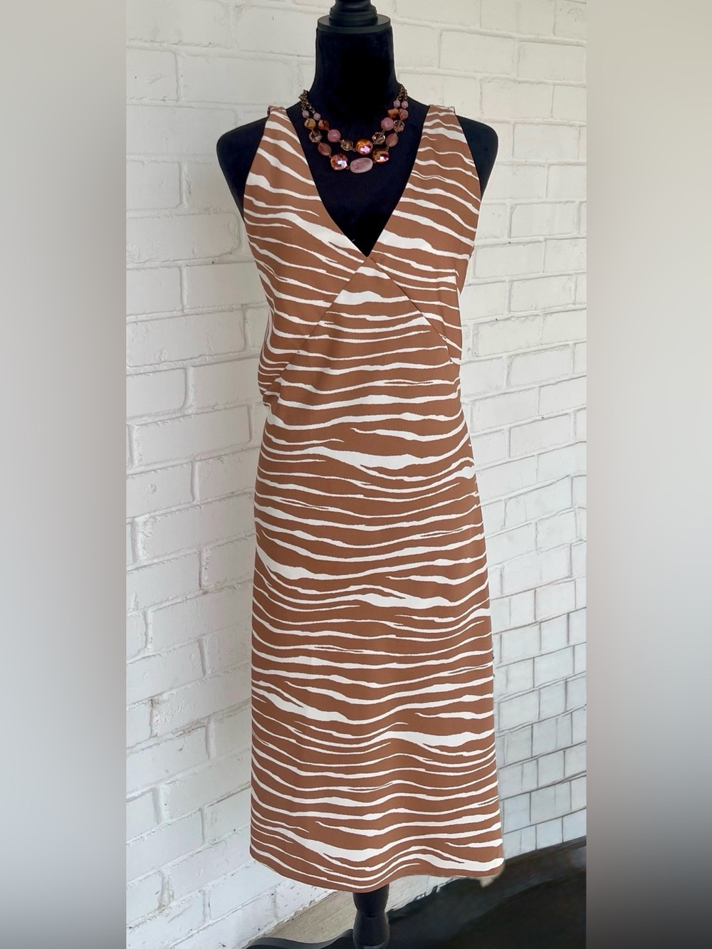 Satin V-Neck Midi Dress tan/creme Animal print
